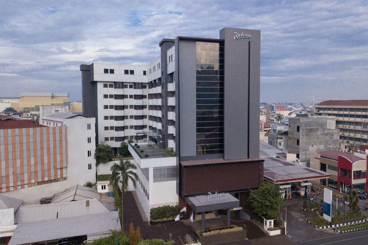 Aiho Hotel Медан Екстер'єр фото