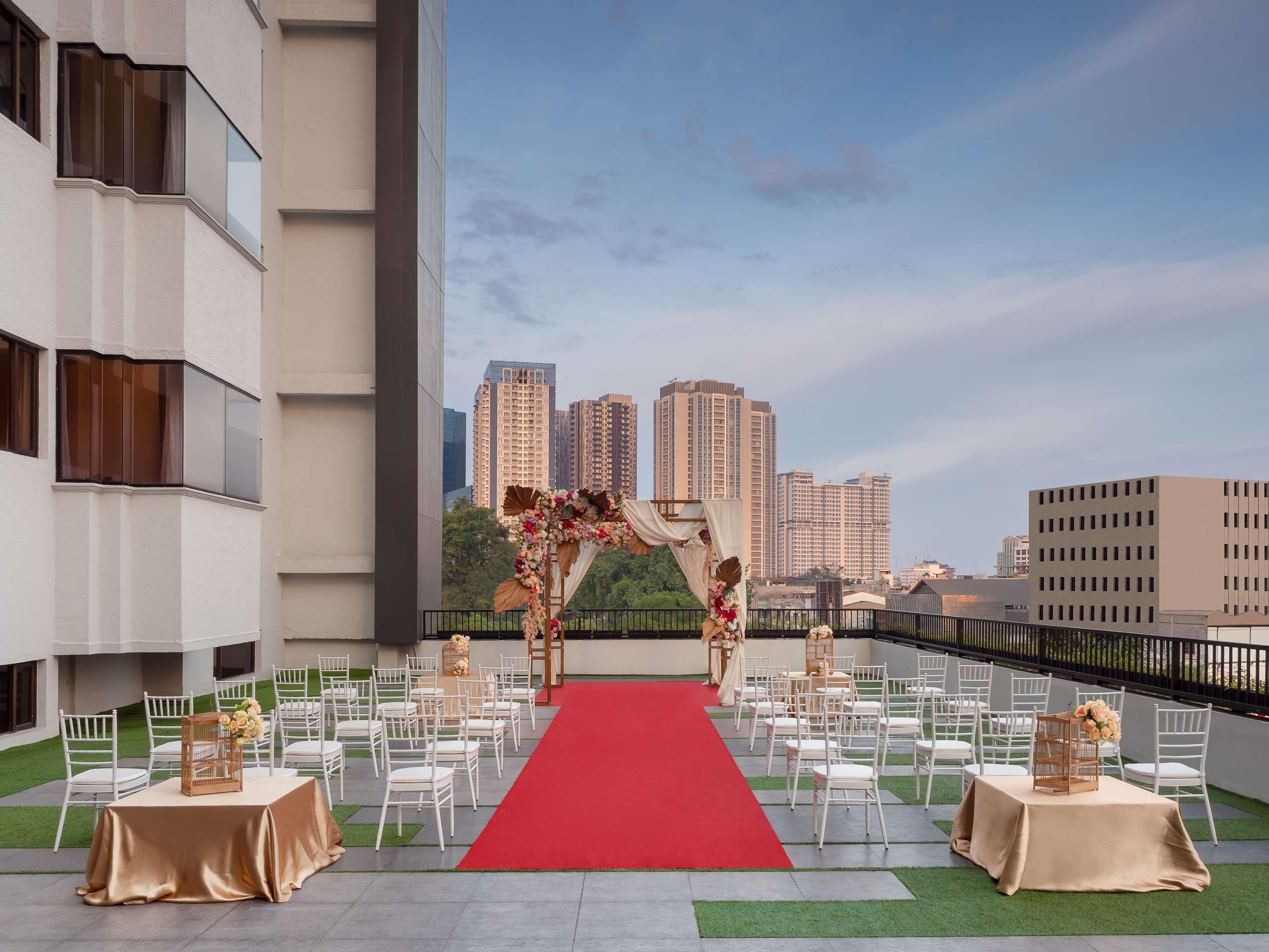 Aiho Hotel Медан Екстер'єр фото