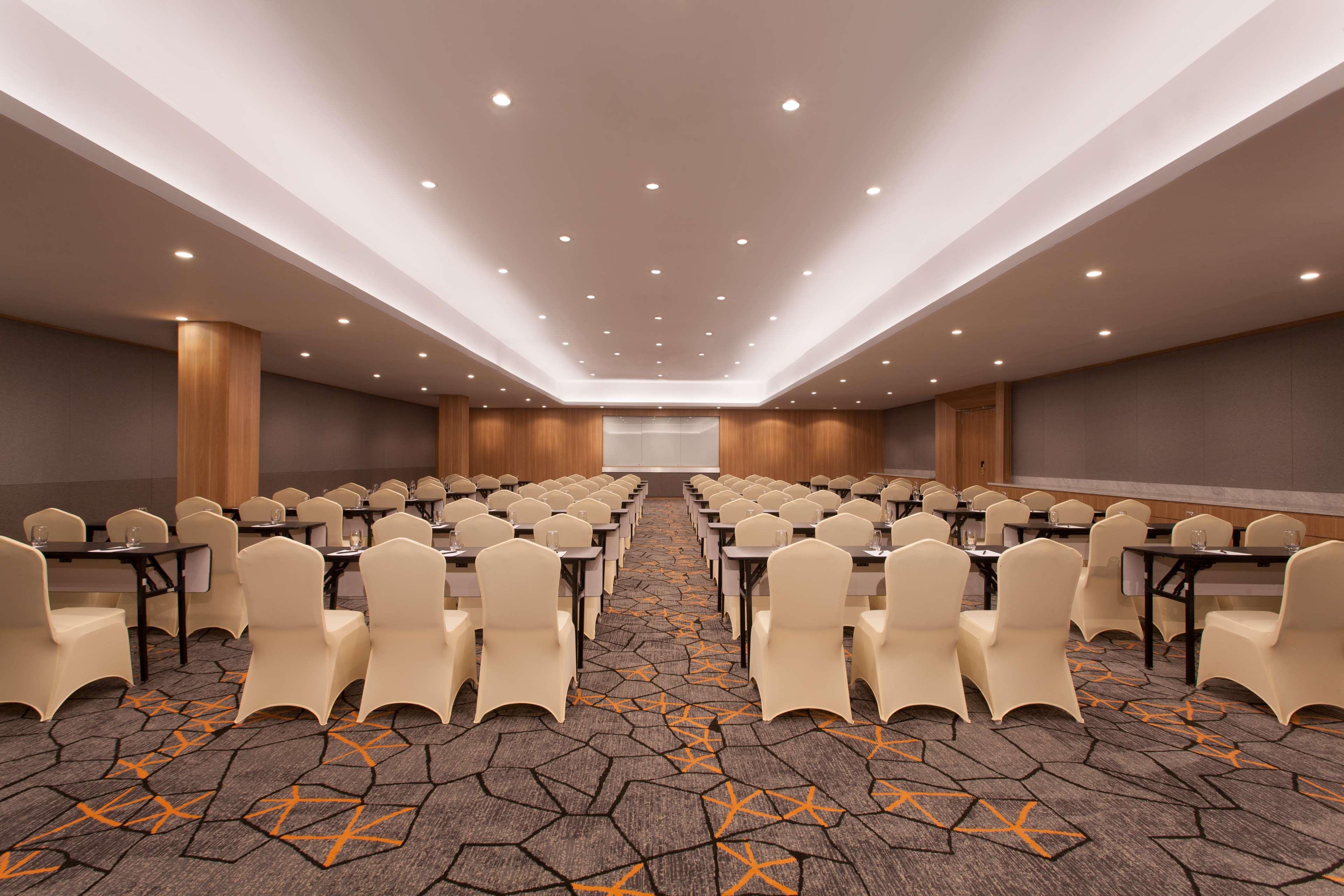 Aiho Hotel Медан Екстер'єр фото