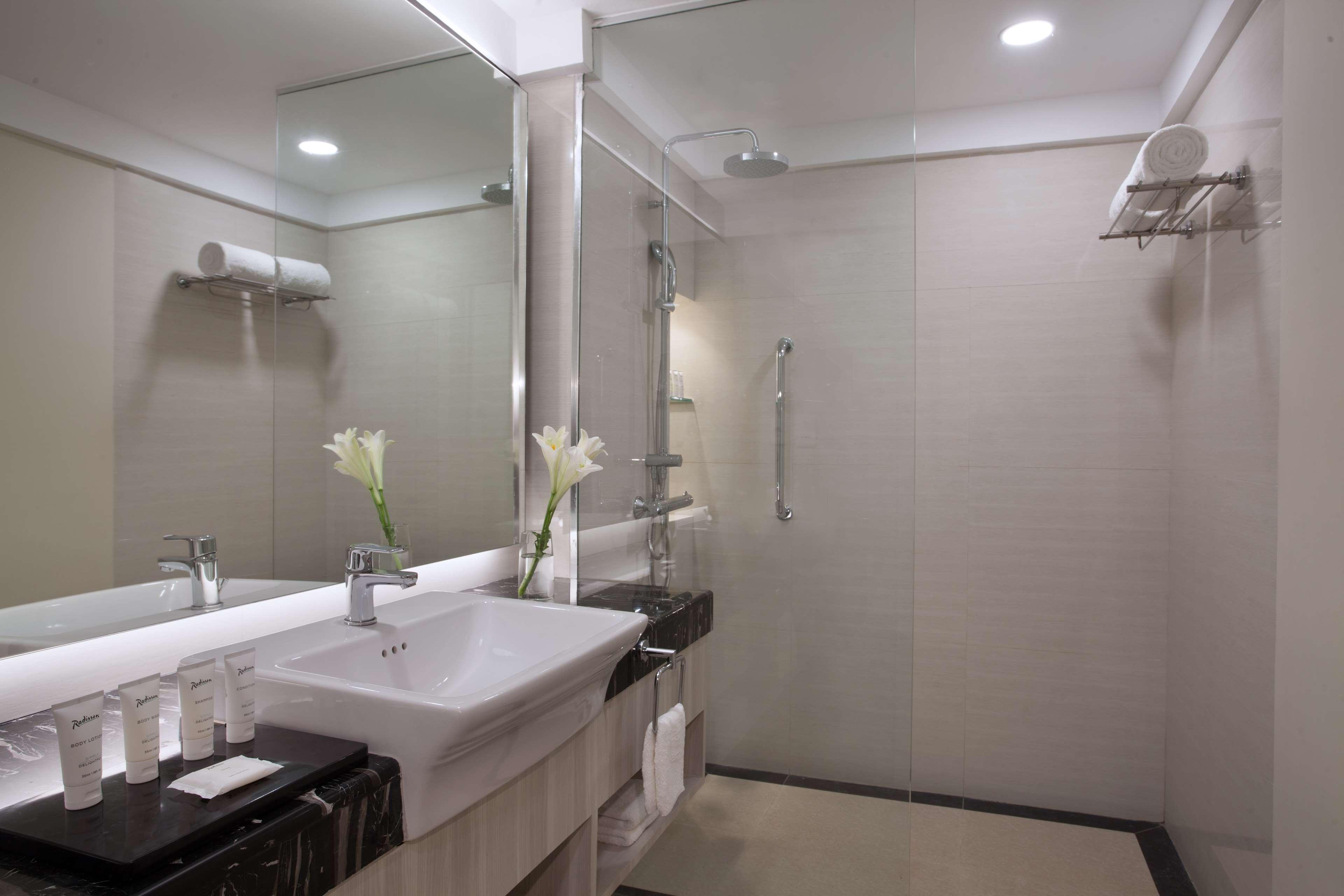 Aiho Hotel Медан Екстер'єр фото