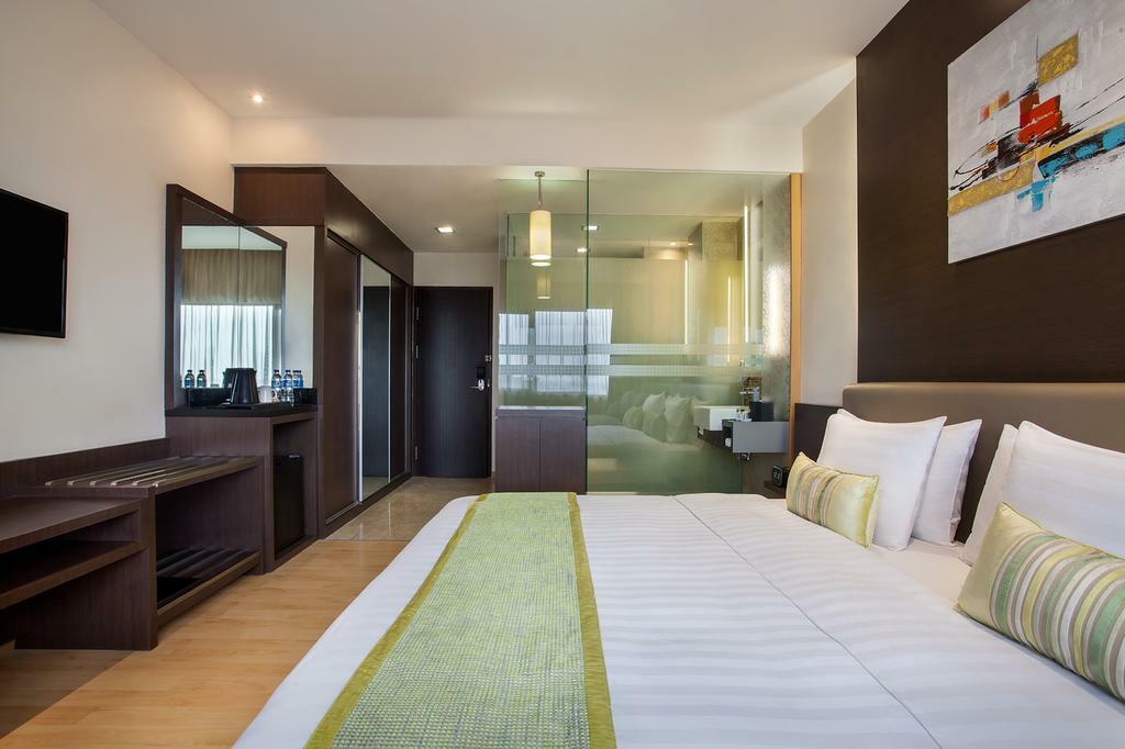 Aiho Hotel Медан Номер фото